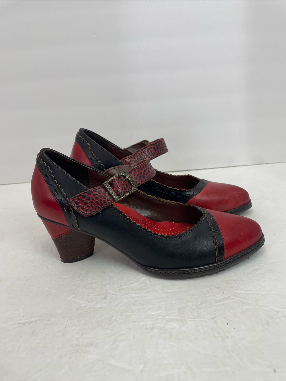 Spring Step L'artiste Mary Jane Shoes heels artistic whimsy